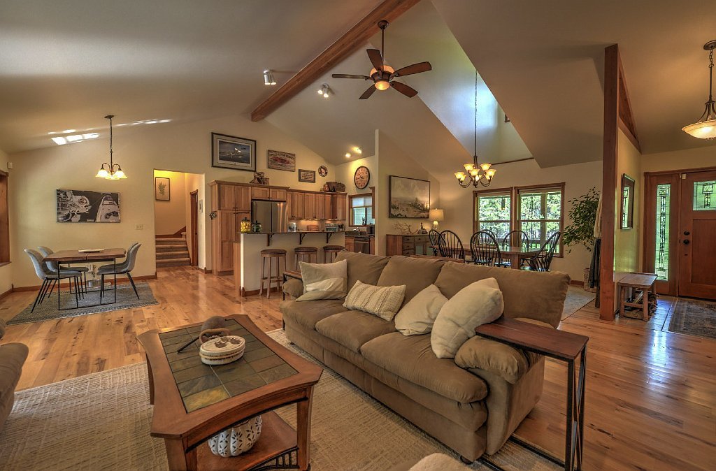 Home Interiors -15.jpg